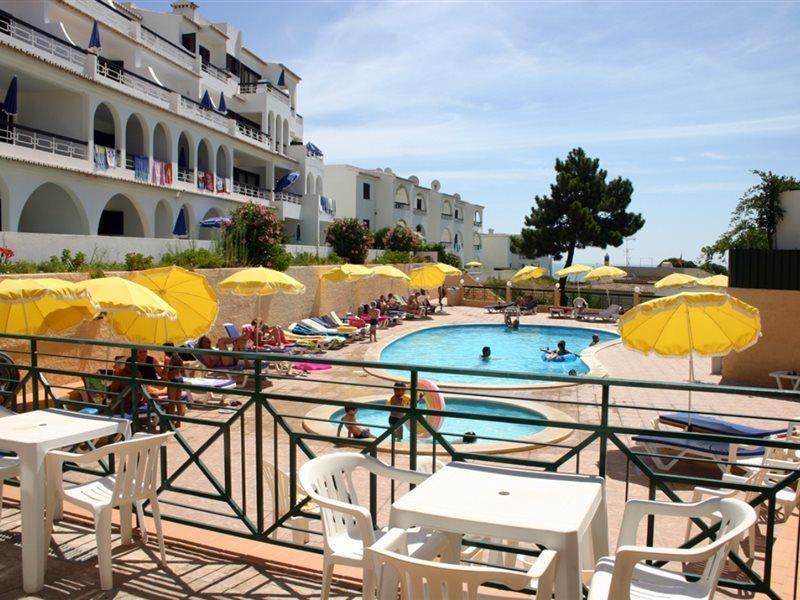 אלבופיירה Apartamentos Do Parque מראה חיצוני תמונה